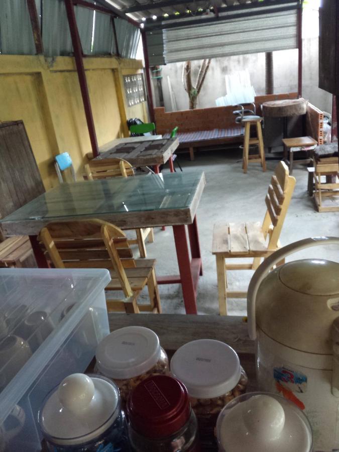 Chom Chan Guesthouse & Hostel เชียงใหม่ ภายนอก รูปภาพ